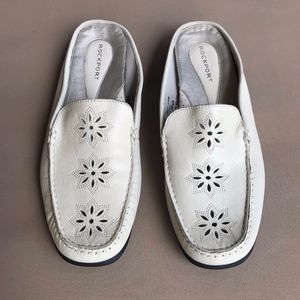 Rockport Cream Leather Mules with Floral Cut Out
